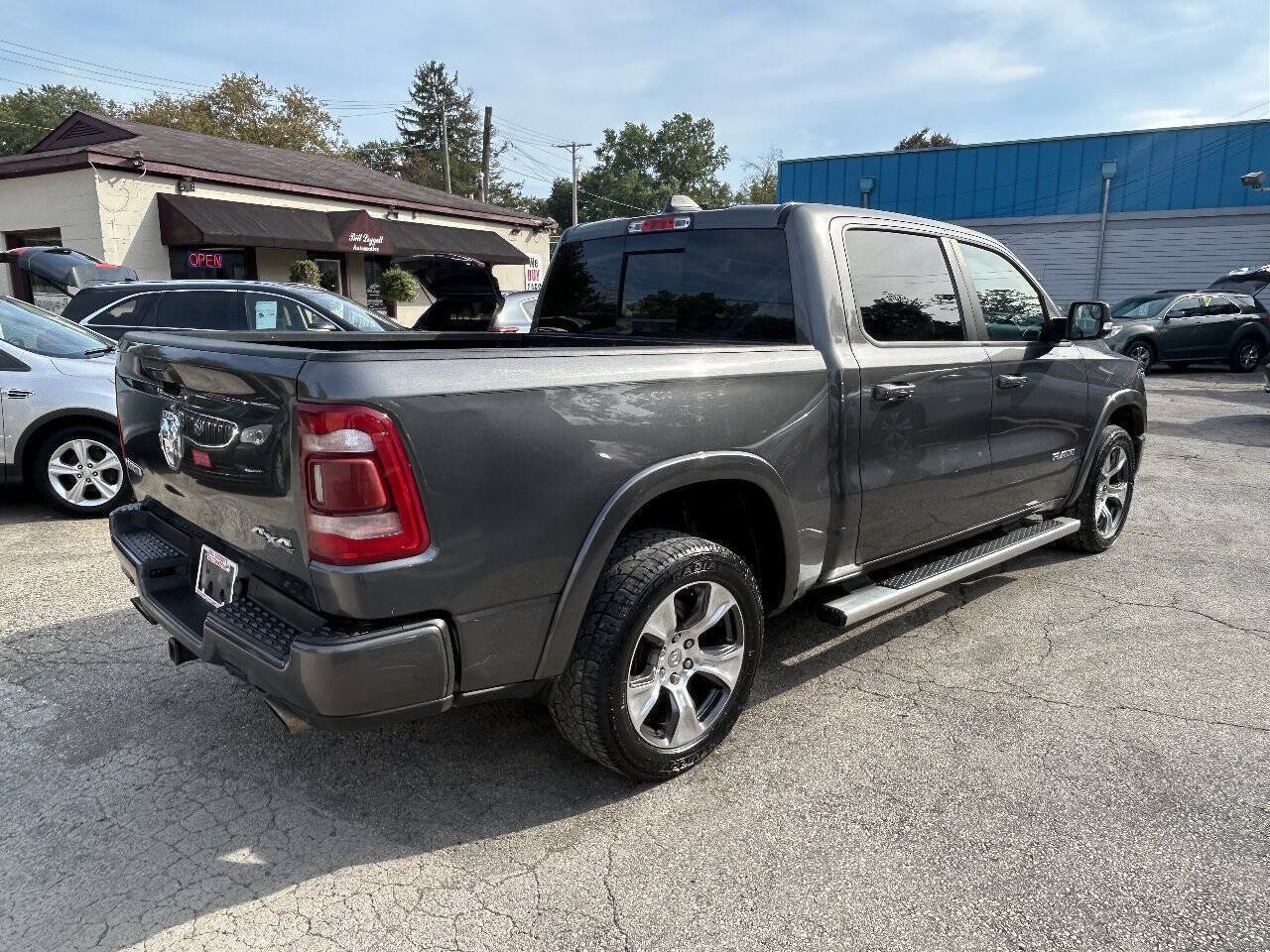 Used 2019 RAM 1500 Laramie w/ Sport Appearance Package AWD/4WD image 11