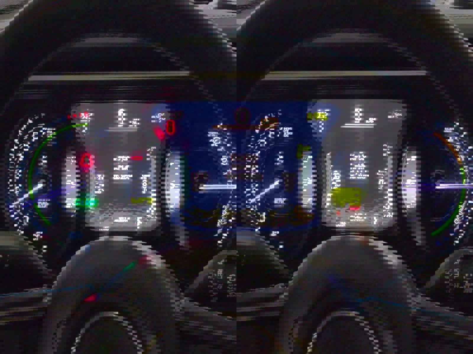 Used 2024 Jeep Wrangler Unlimited Rubicon 4xe image 16