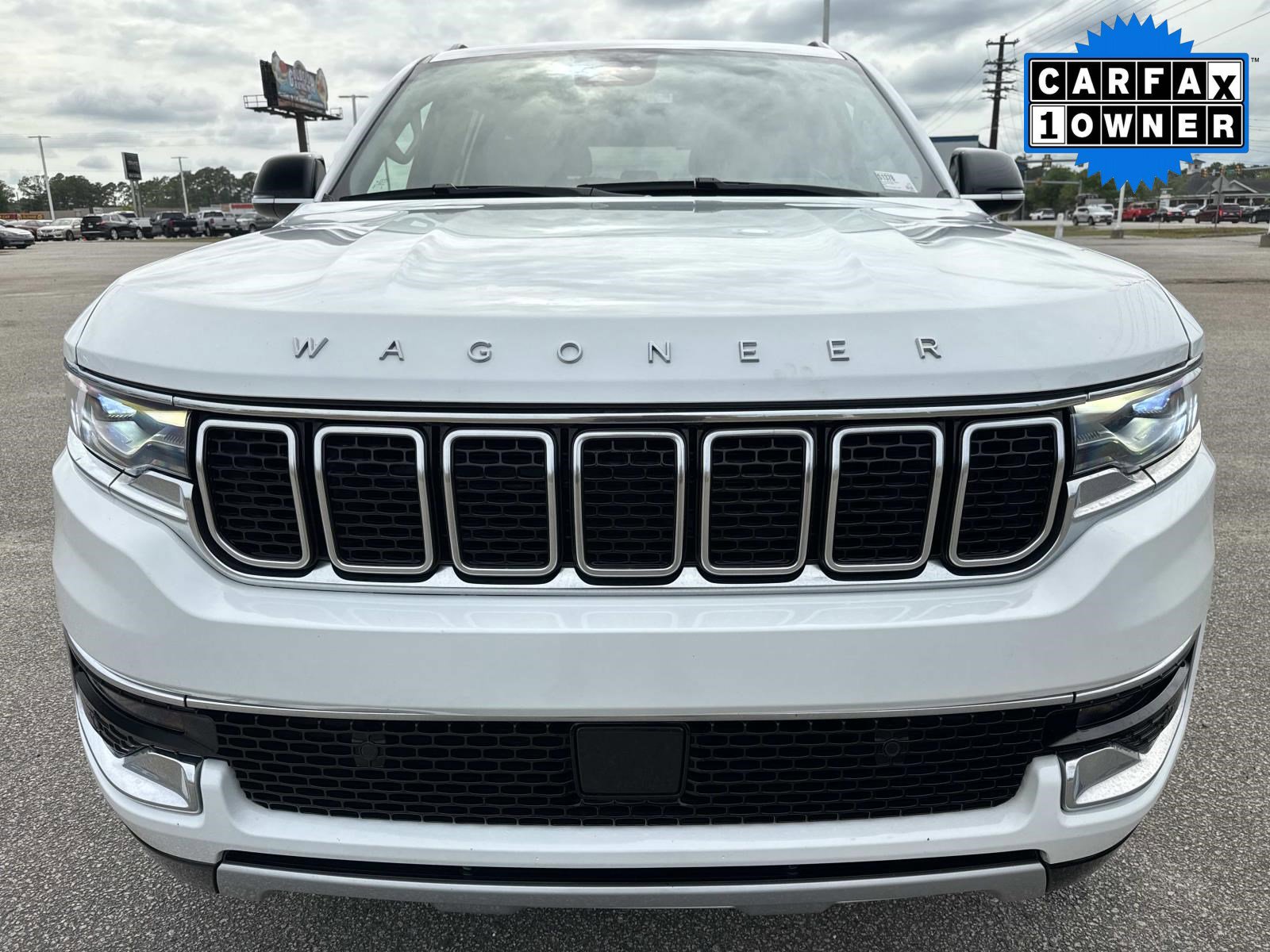Used 2024 Jeep Wagoneer Series II w/ Flexible Seating Group RWD image 9