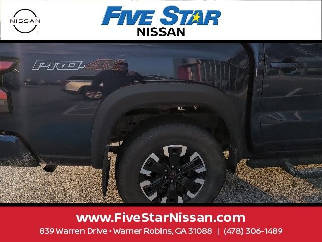 Used 2022 Nissan Frontier PRO-4X w/ Technology Package AWD/4WD image 14