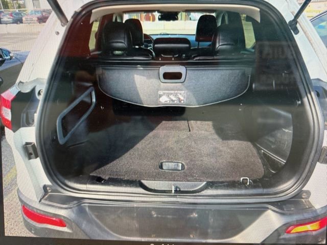 Used 2014 Jeep Cherokee Trailhawk w/ Technology Group image 7