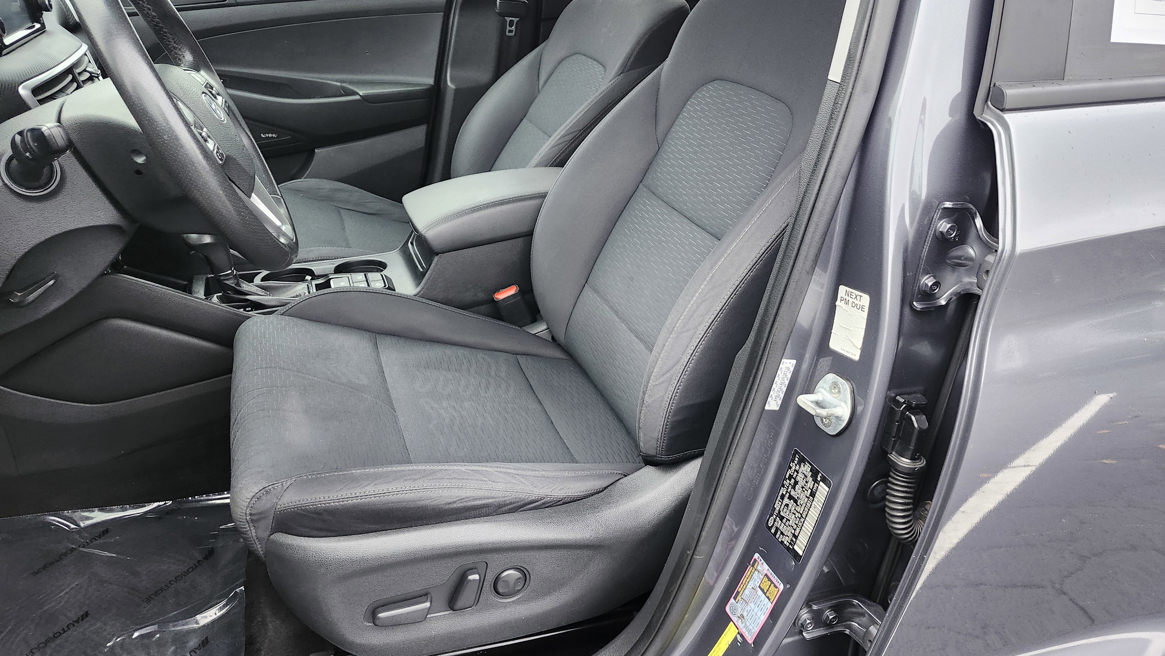 Used 2019 Hyundai Tucson Night image 25