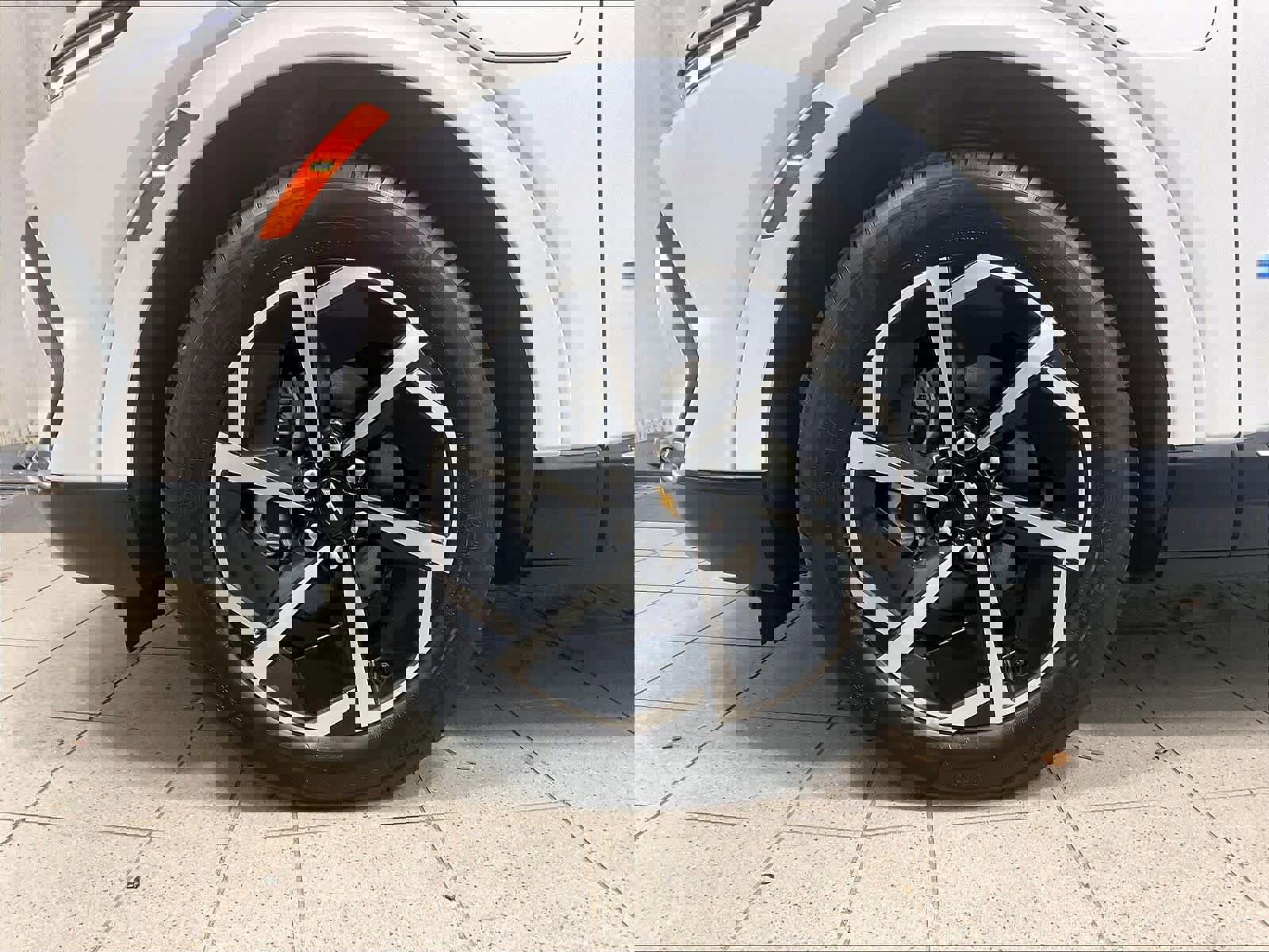 Used 2025 Chevrolet Equinox EV LT image 7