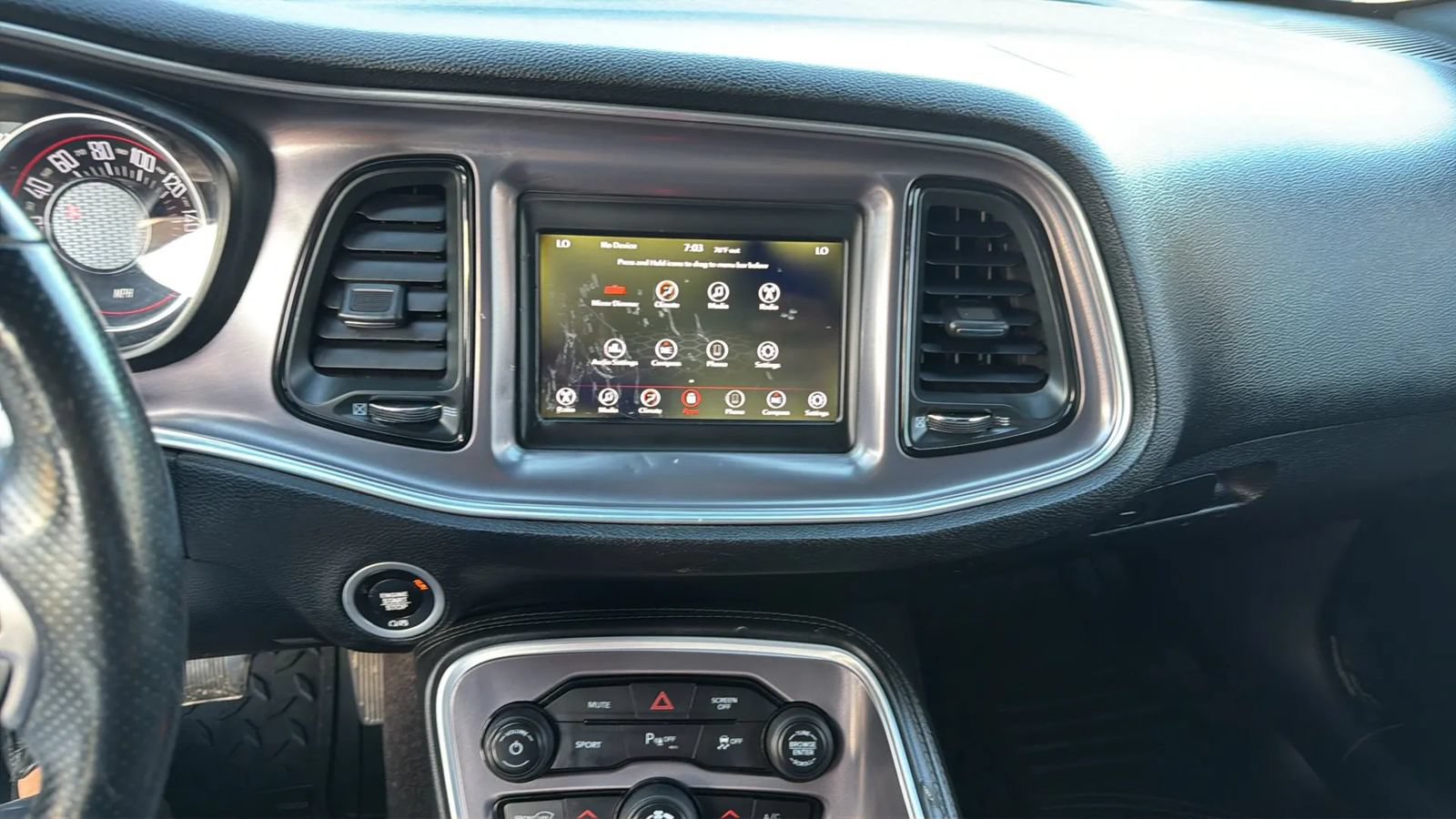 Used 2019 Dodge Challenger R/T RWD image 18