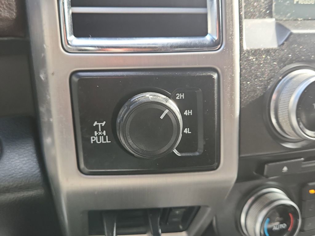 Used 2017 Ford F350 Platinum w/ Platinum Ultimate Package image 27