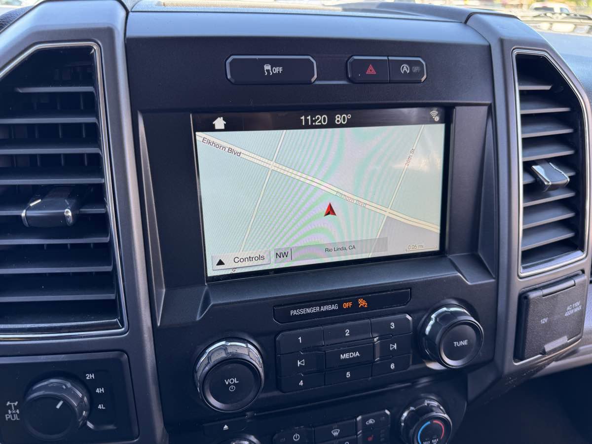 Used 2018 Ford F150 XLT w/ Equipment Group 302A Luxury image 26