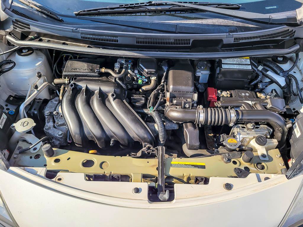 Used 2015 Nissan Versa Note SV FWD image 27