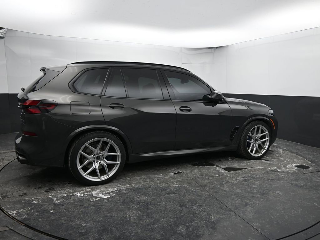 Used 2024 BMW X5 M60i image 12