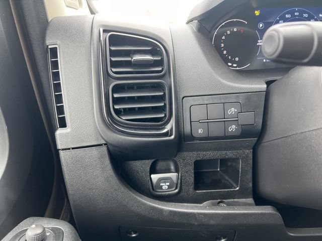Used 2025 RAM ProMaster 2500 w/ Crew Van Package FWD image 16