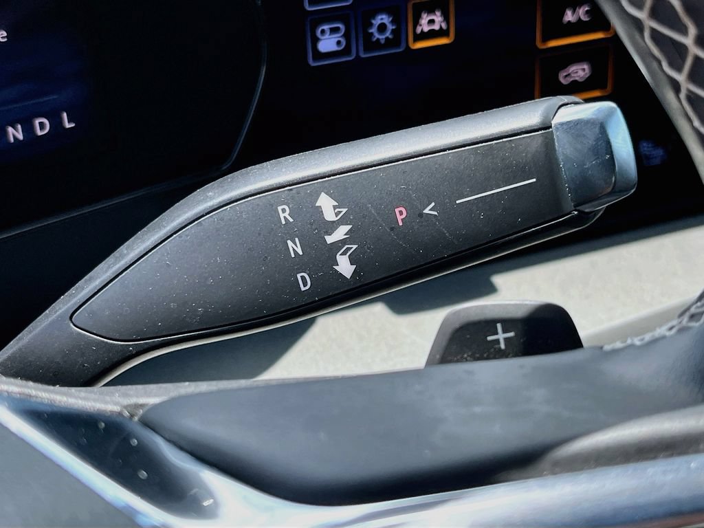 Used 2025 Chevrolet Traverse LT FWD image 26
