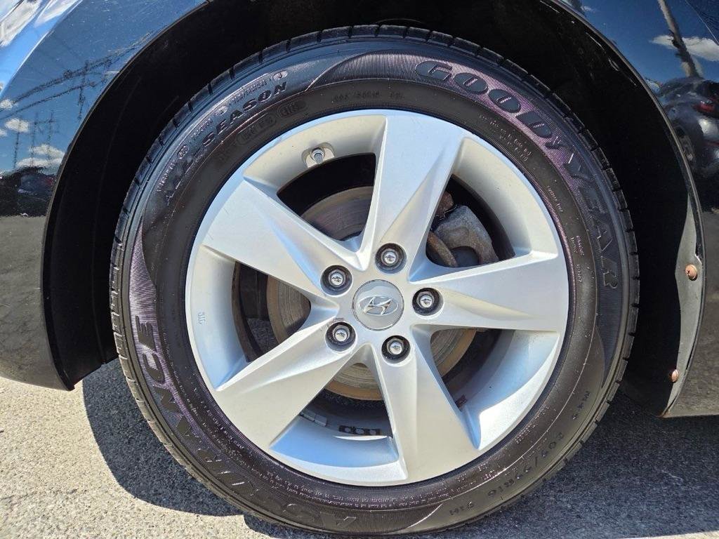 Used 2011 Hyundai Elantra GLS w/ Preferred Equipment Pkg 3 FWD image 25