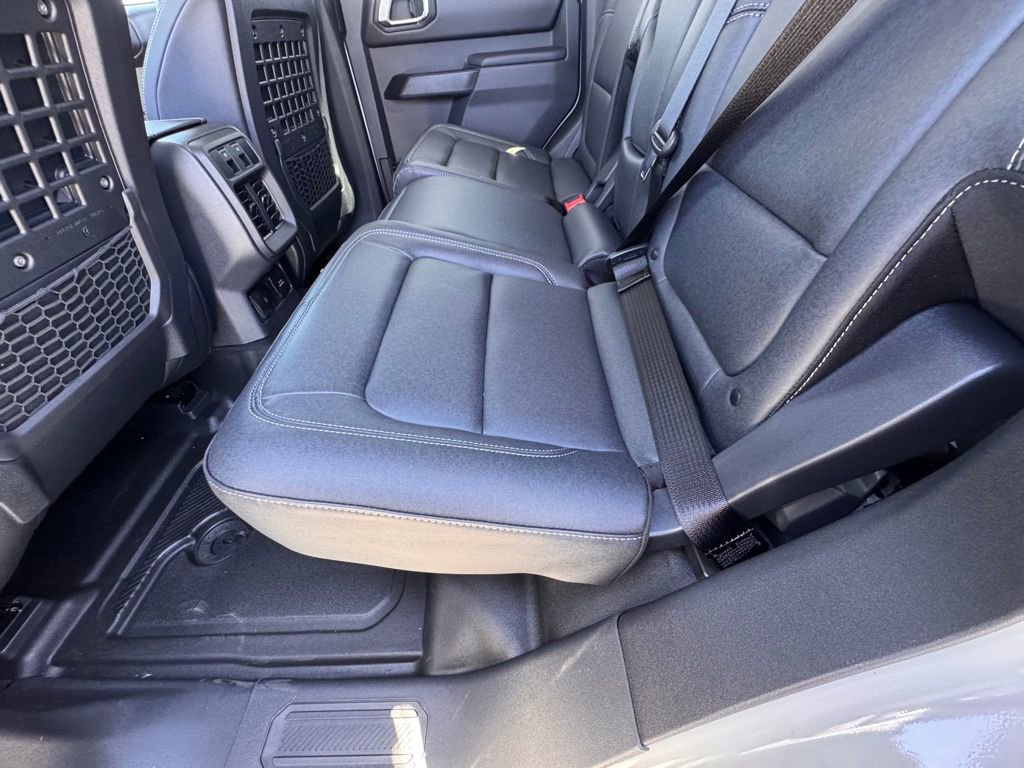 New 2026 Ford Bronco Badlands image 25