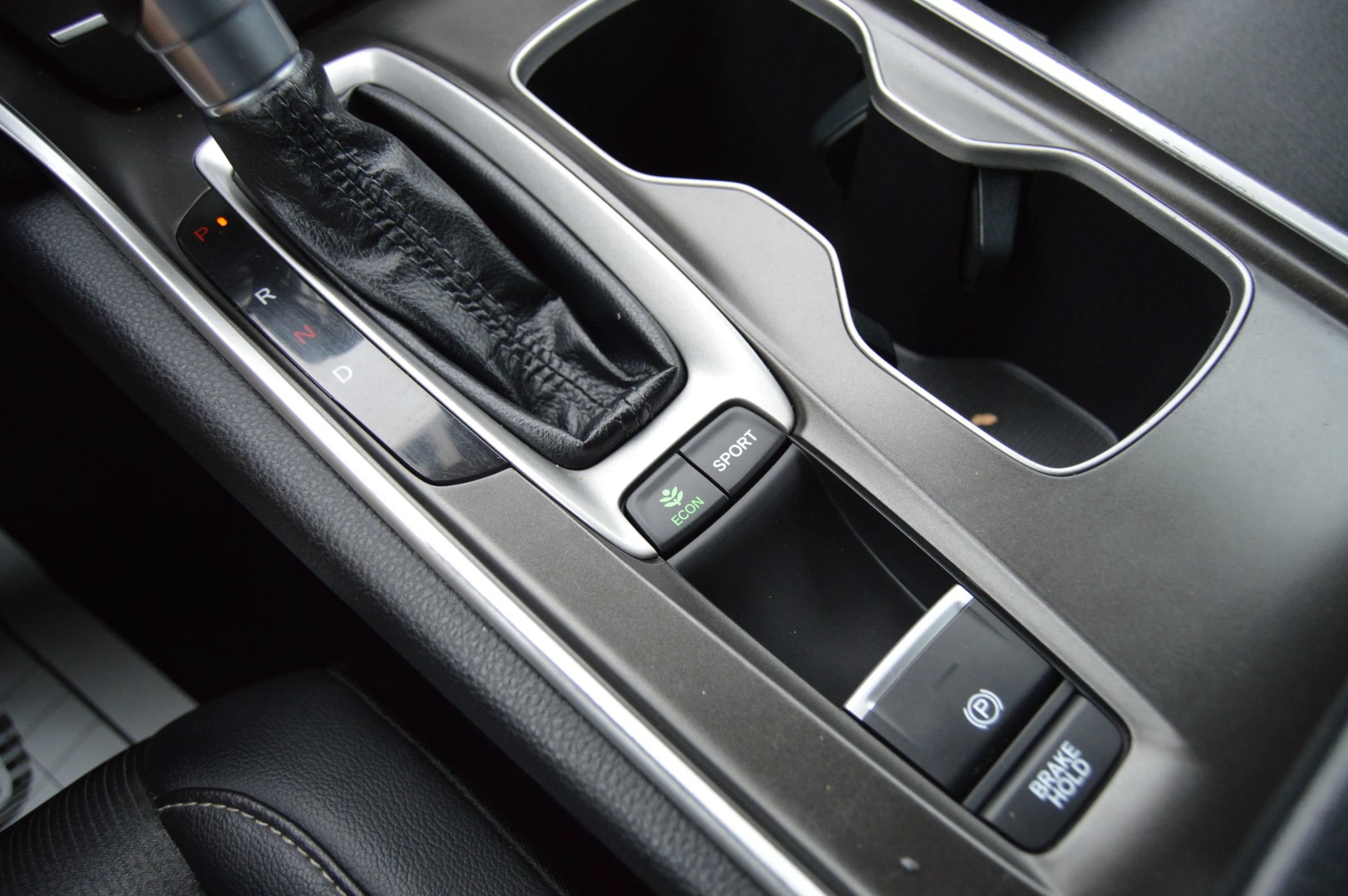 Used 2018 Honda Accord Sport image 18
