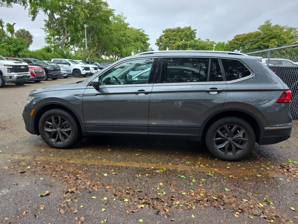 Used 2022 Volkswagen Tiguan SE image 11