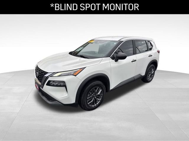 Used 2023 Nissan Rogue S AWD/4WD image 8