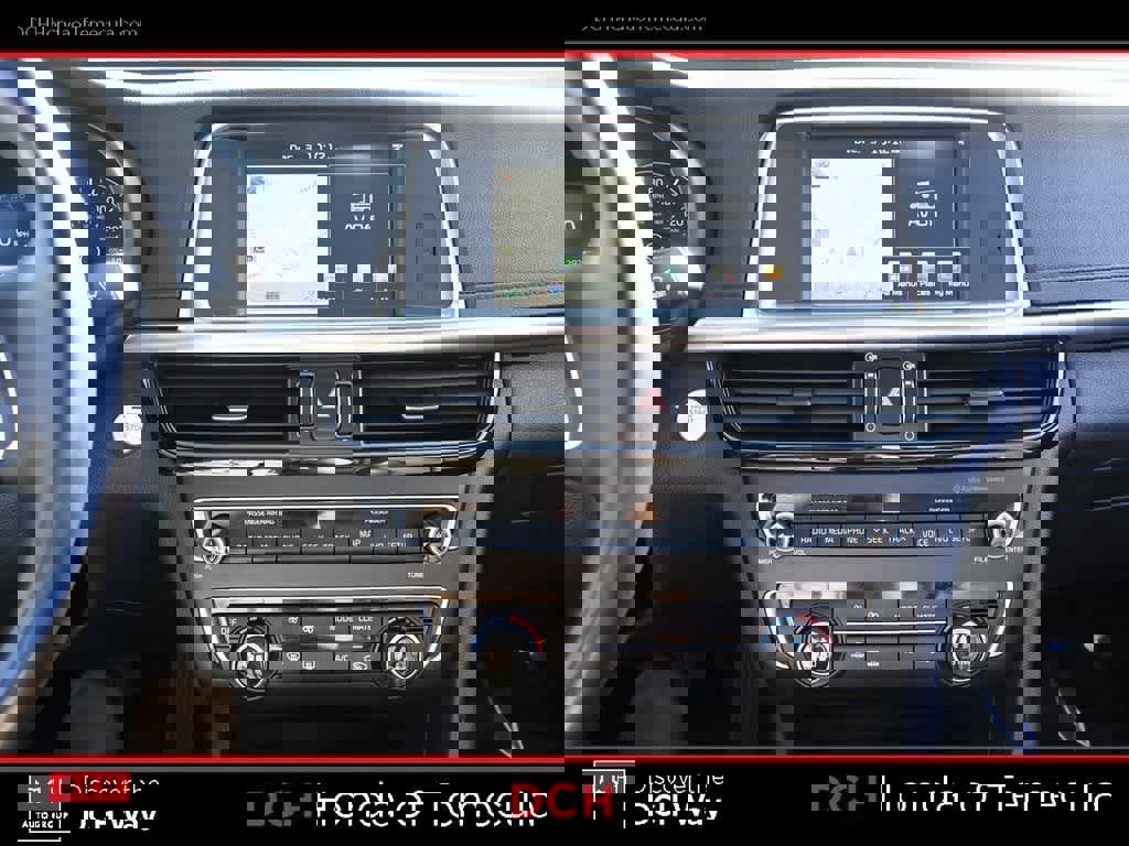 Used 2016 Kia Optima EX w/ Premium Package image 12