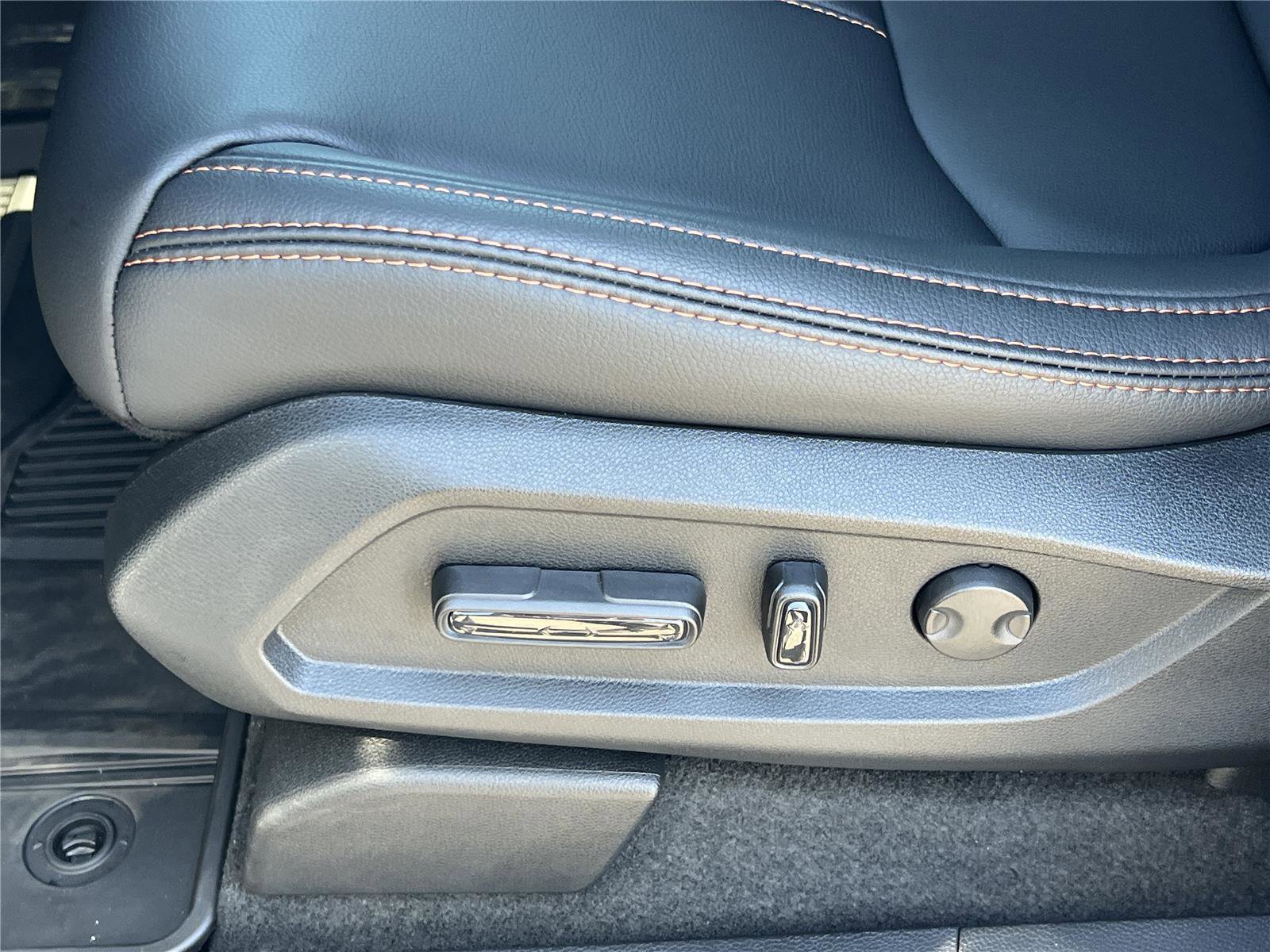 New 2025 Honda Pilot TrailSport image 18