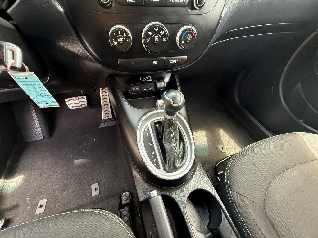 Used 2014 Kia Soul + w/ UVO w/Eservices Package FWD image 10
