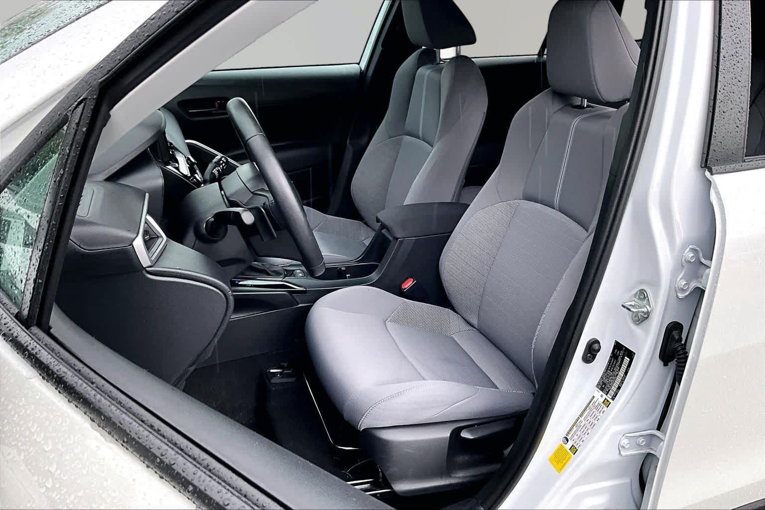 Certified 2024 Toyota Corolla Cross AWD Hybrid image 8