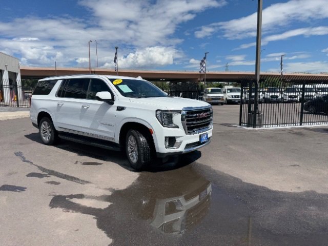 Used 2023 GMC Yukon XL SLT image 51
