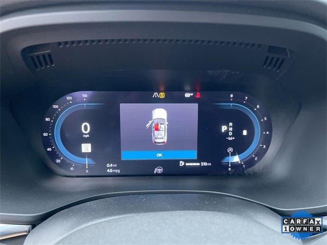 Used 2023 Volvo XC60 B5 Plus image 16