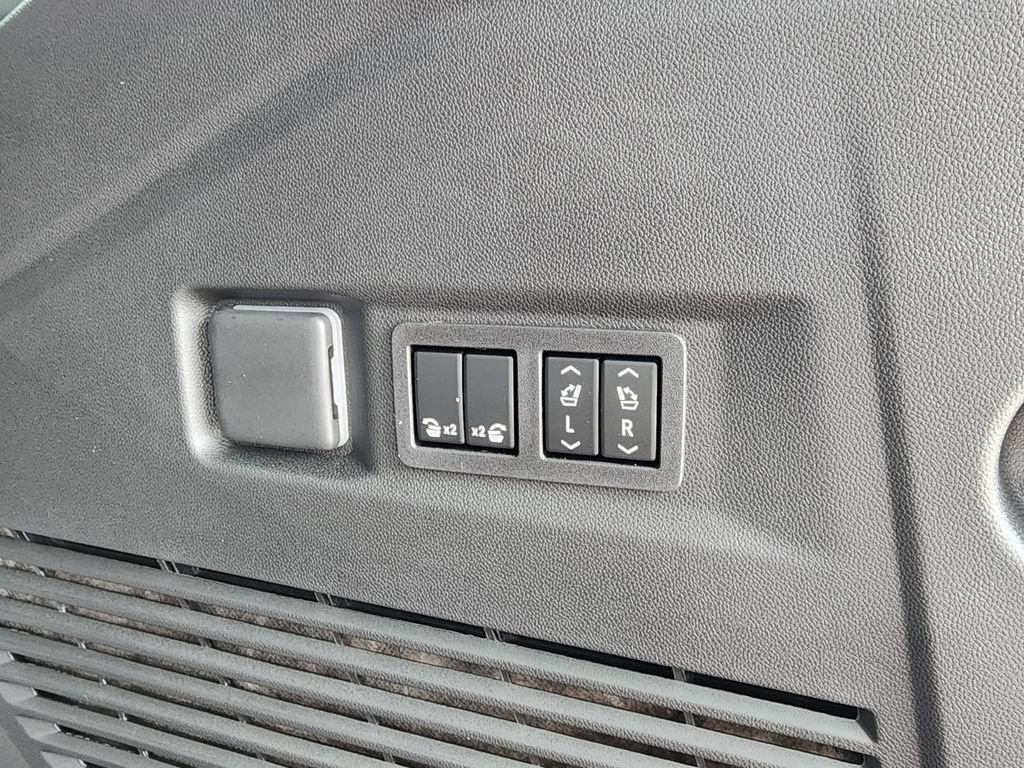 New 2026 GMC Yukon Elevation AWD/4WD image 55