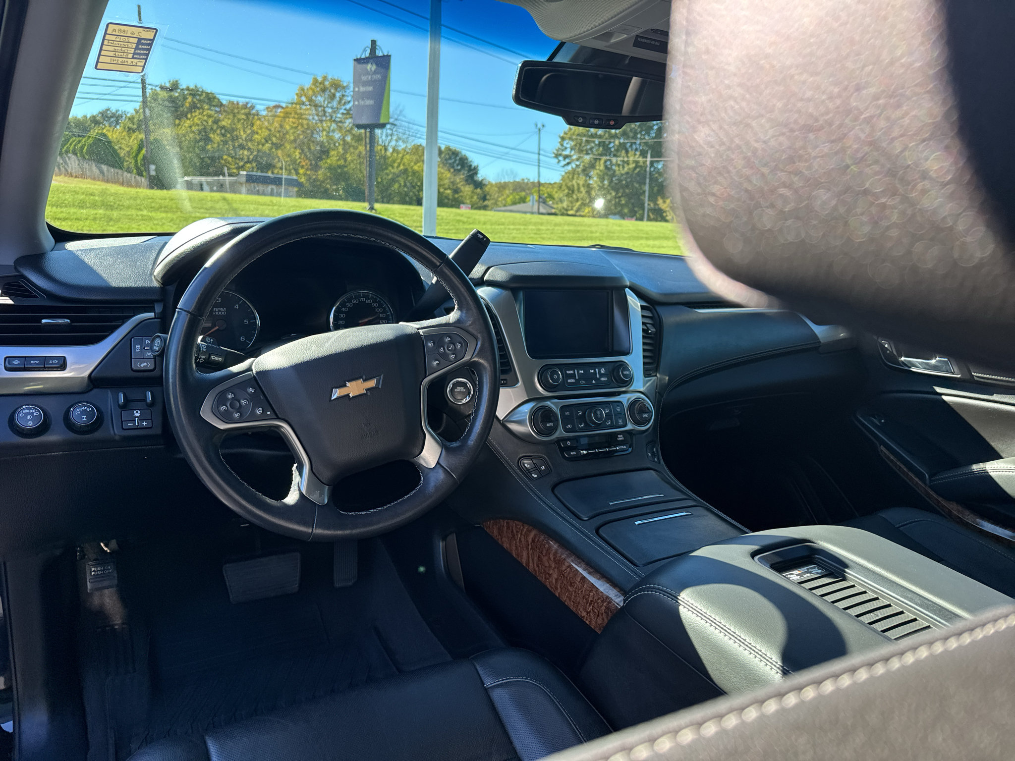 Used 2019 Chevrolet Tahoe Premier AWD/4WD image 10