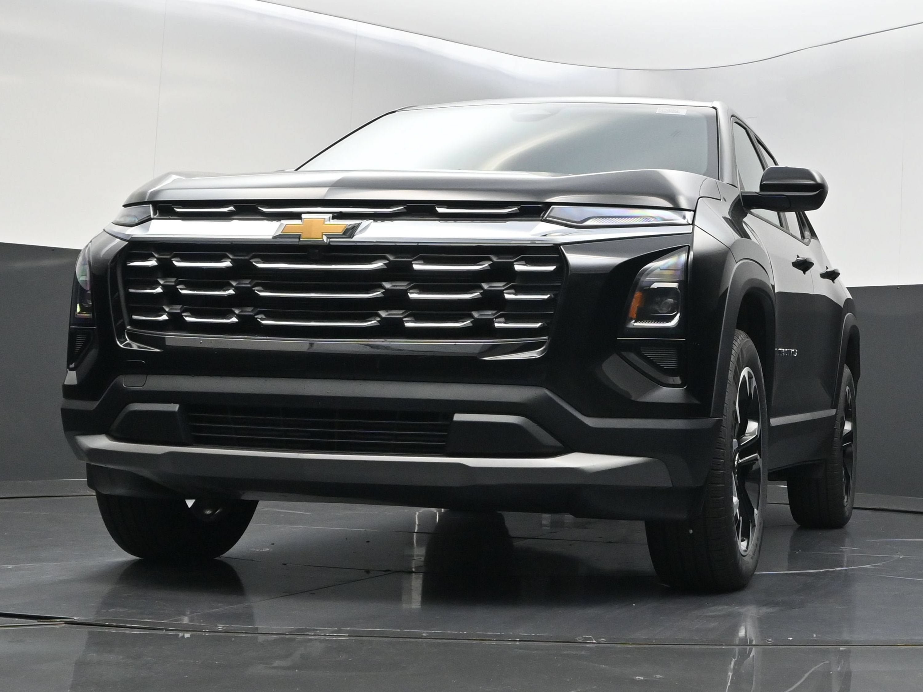 New 2027 Chevrolet Equinox LT w/ Convenience Package II FWD image 44