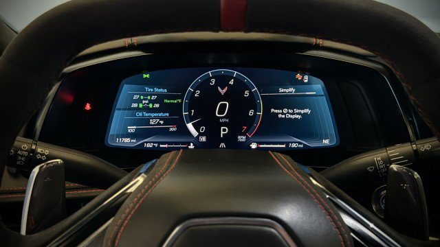 Used 2024 Chevrolet Corvette Stingray Premium Cpe w/ Z51 Performance Package RWD image 8