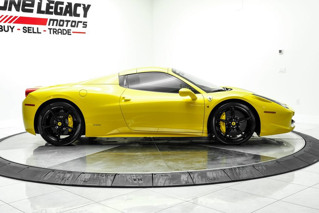 Used 2015 Ferrari 458 Spider RWD image 6