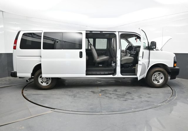 Used 2024 Chevrolet Express 3500 LS RWD image 48