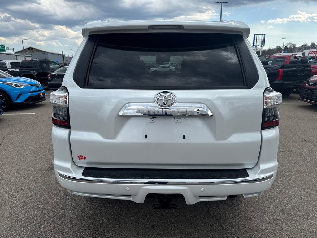 Used 2024 Toyota 4Runner Limited AWD/4WD image 6