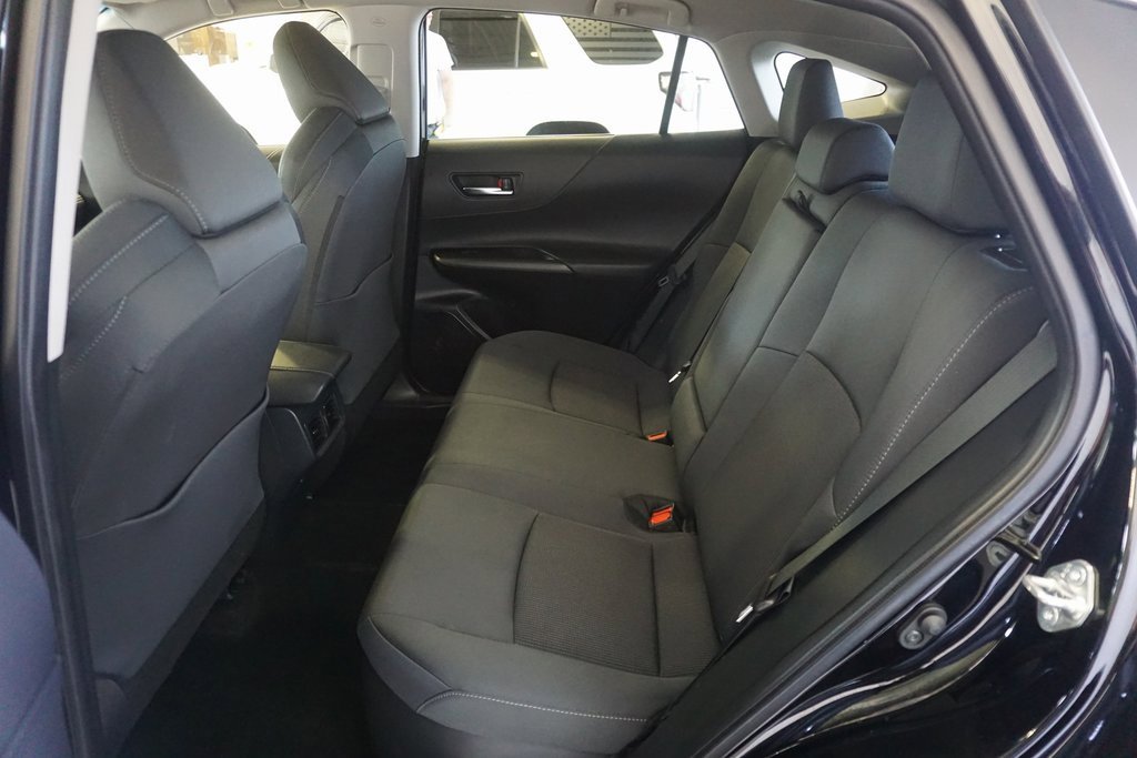 Certified 2022 Toyota Venza LE image 20