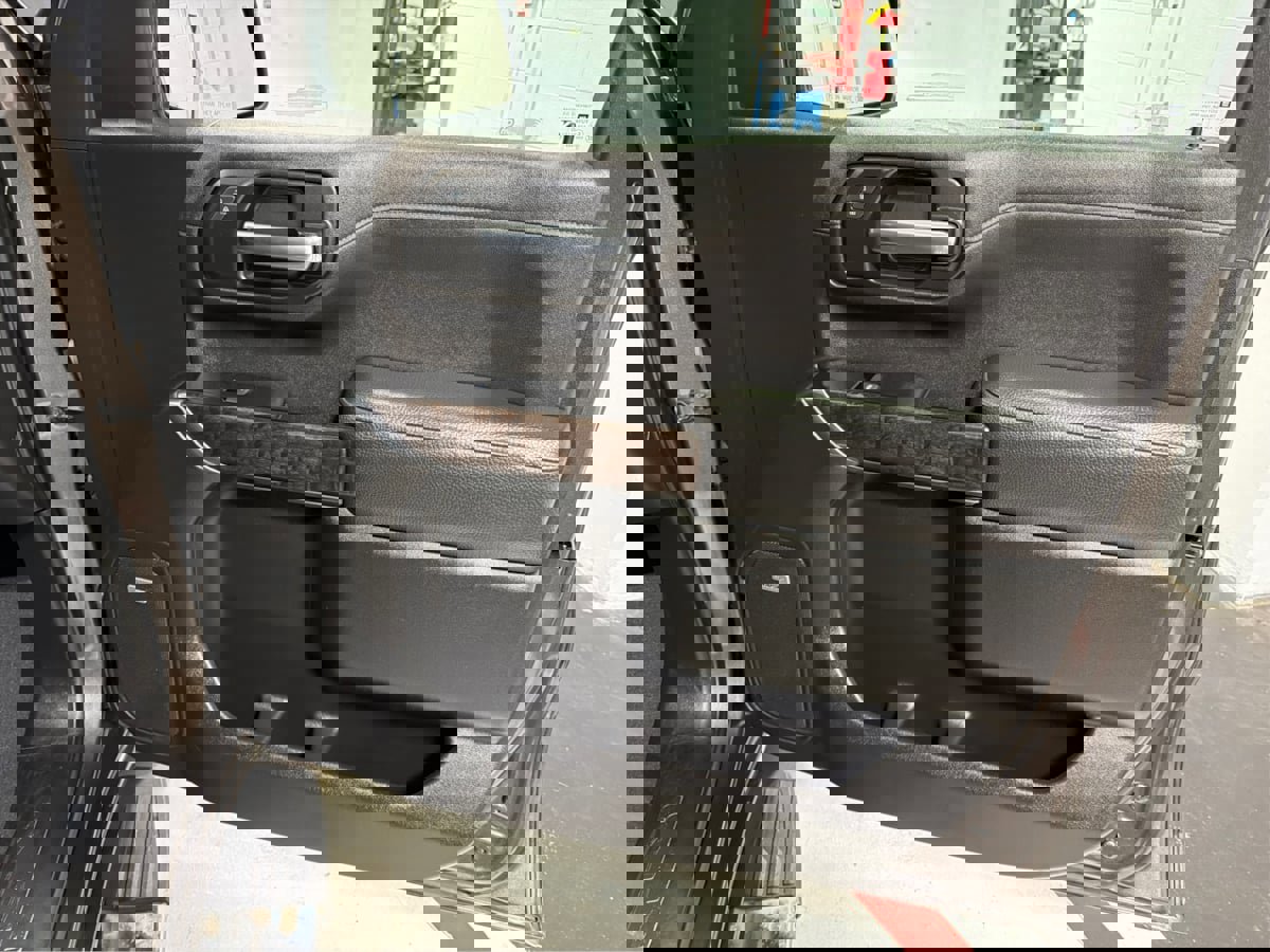 Used 2019 GMC Sierra 1500 Denali w/ LPO, GMC Protection Package image 27