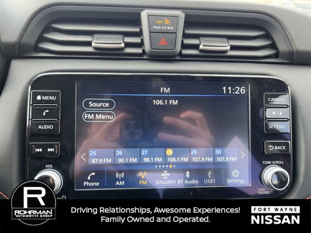 Used 2025 Nissan Versa SR w/ Trunk Package FWD image 16