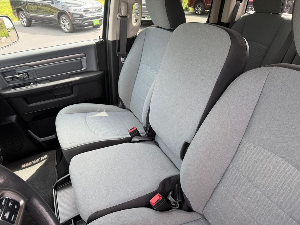 Used 2023 RAM 1500 Classic SLT AWD/4WD image 37