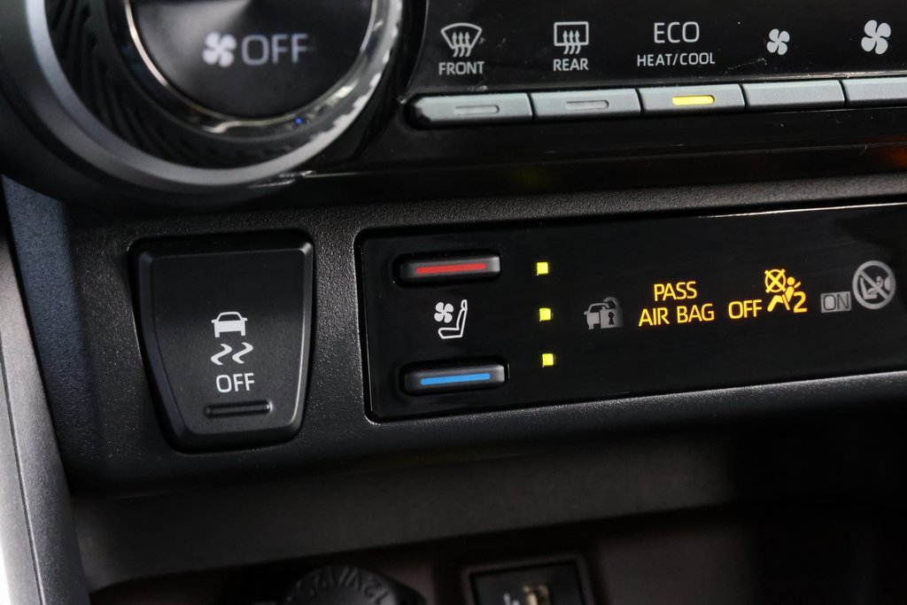 Used 2024 Toyota RAV4 Limited w/ Advanced Technology Package image 30