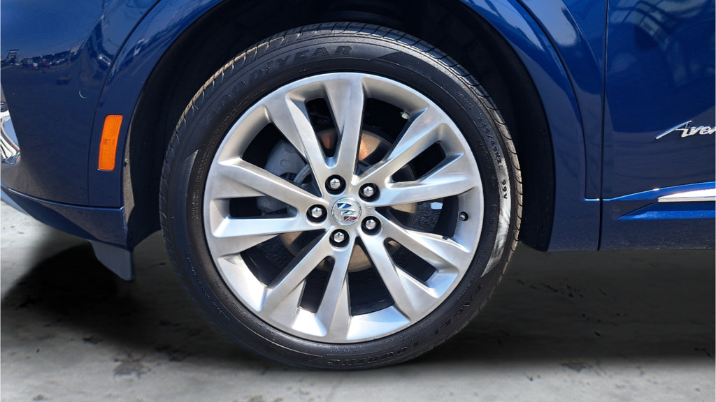 Used 2023 Buick Envision Avenir FWD image 28