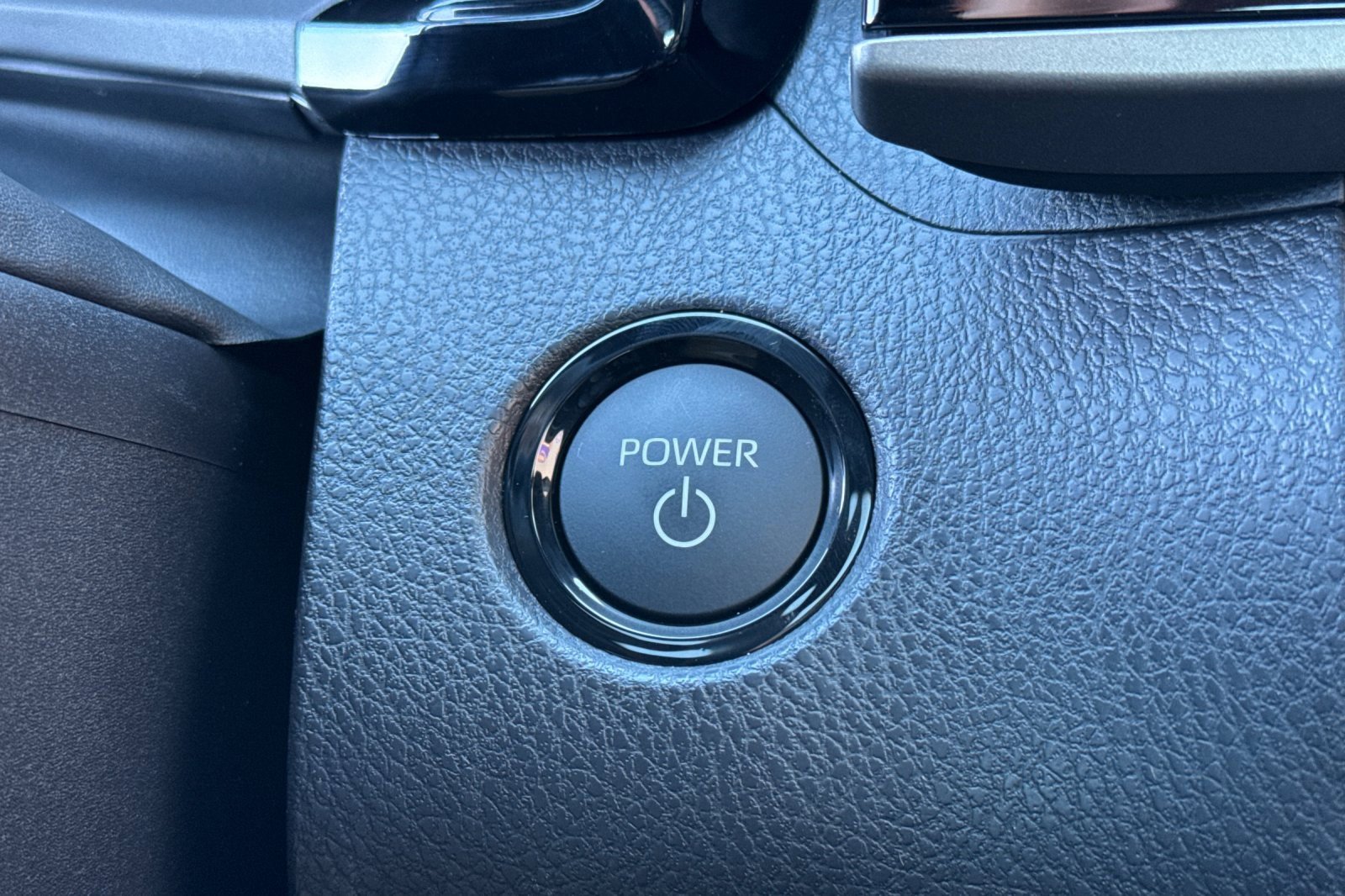 New 2026 Toyota Camry Hybrid image 21