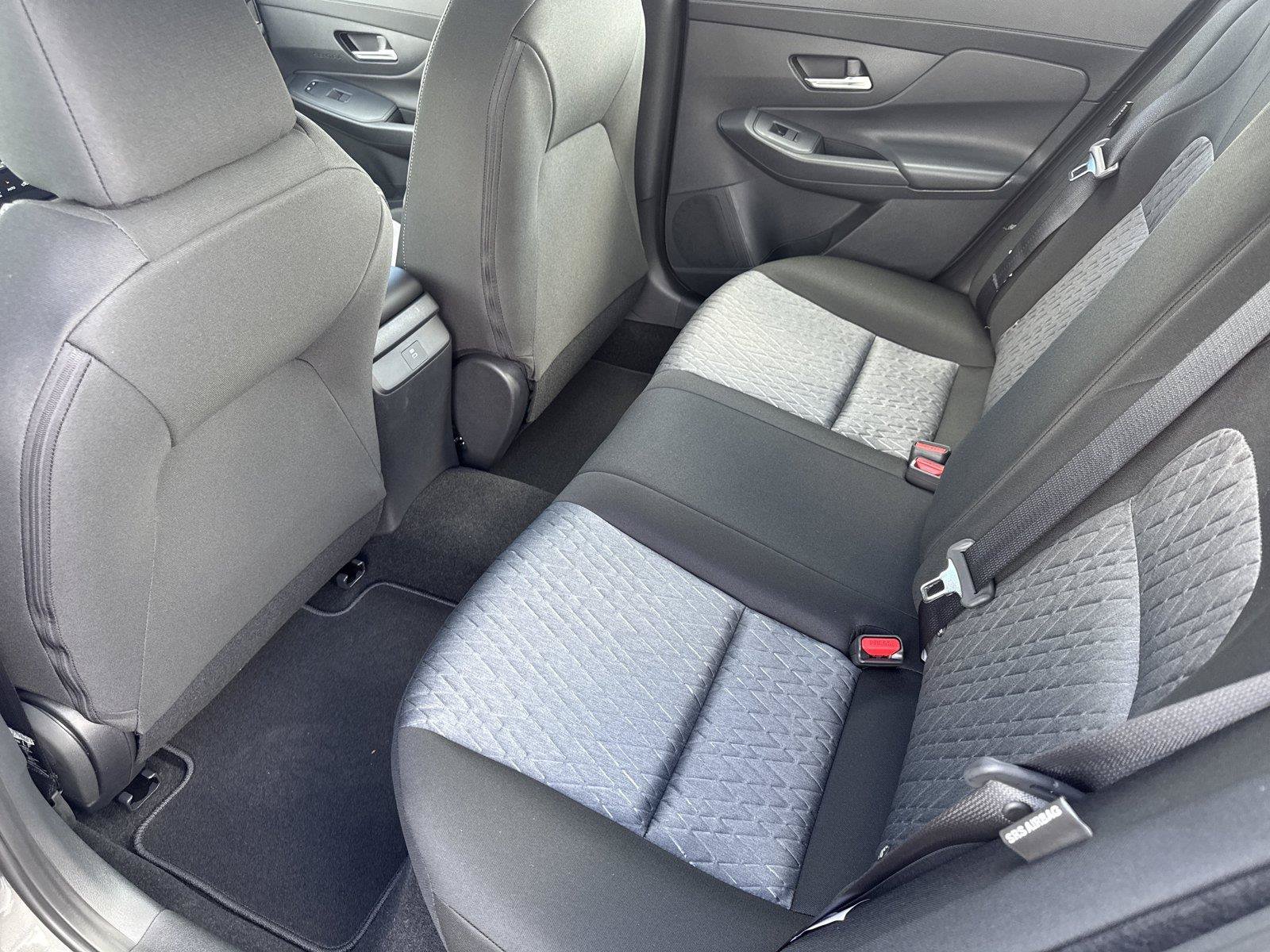 New 2027 Nissan Sentra SV w/ SV Convenience Package FWD image 24