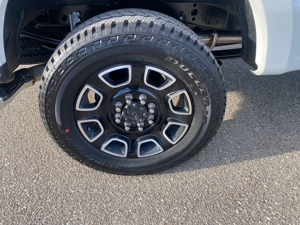 New 2026 Ford F250 Platinum image 30