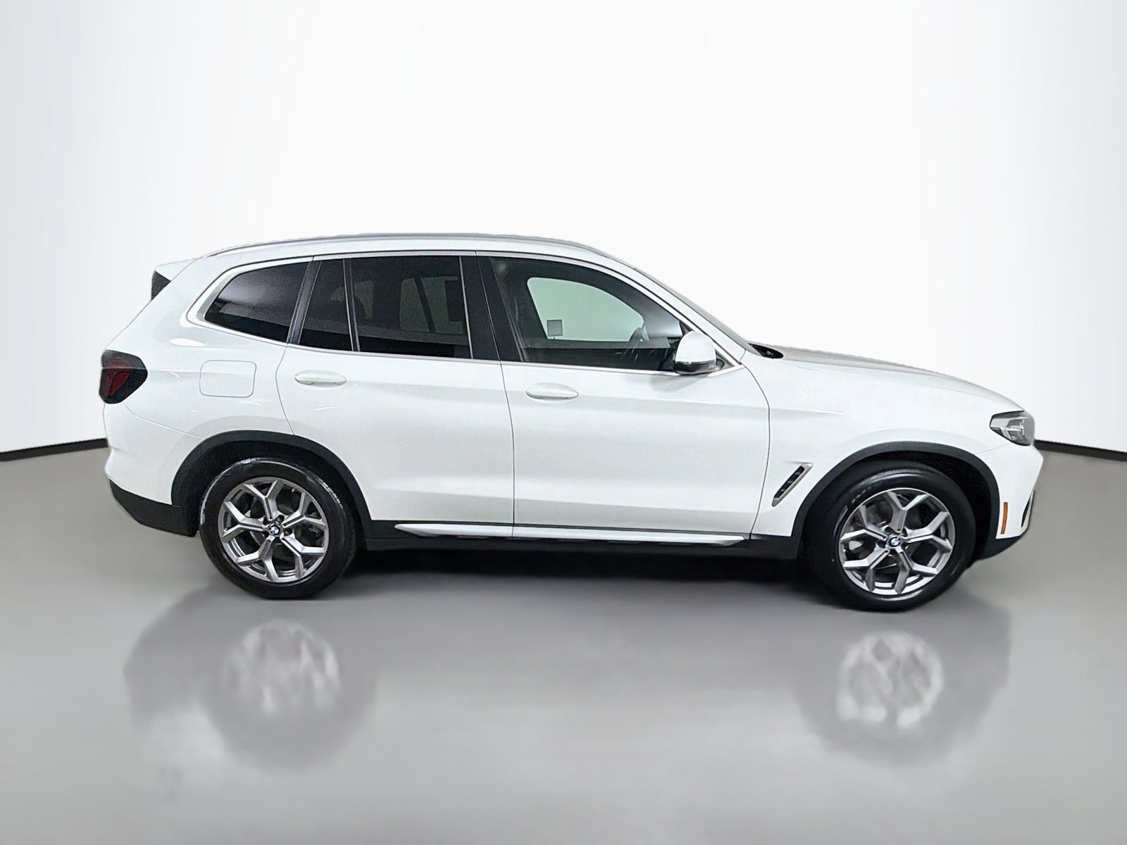 Used 2023 BMW X3 sDrive30i w/ Convenience Package RWD image 6