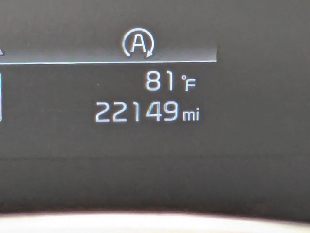 Used 2025 Kia Telluride S image 16