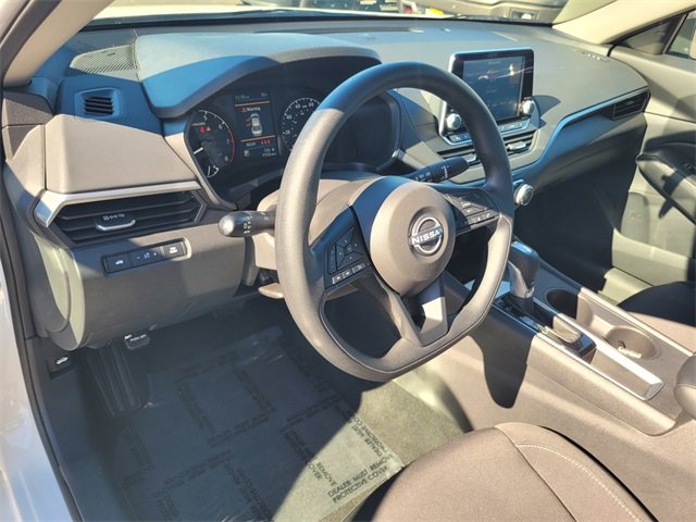 Certified 2025 Nissan Altima 2.5 S image 12