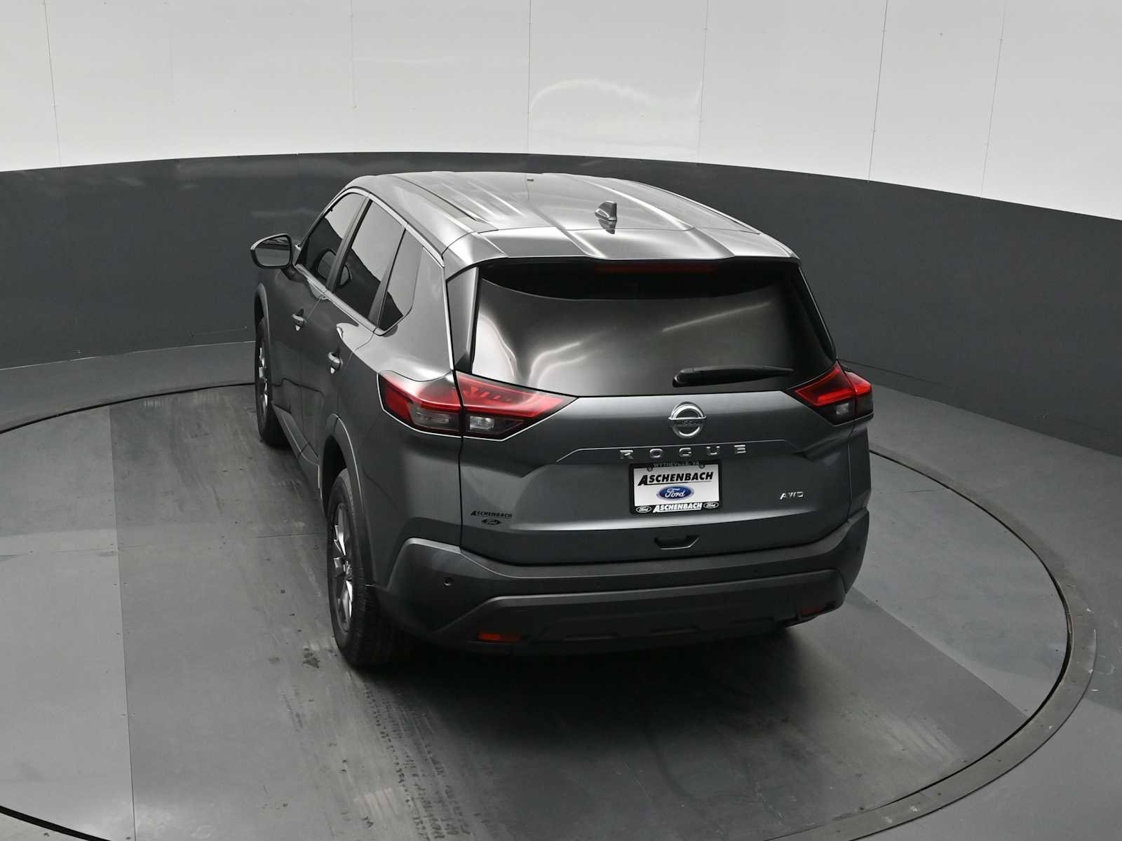 Used 2021 Nissan Rogue S image 15