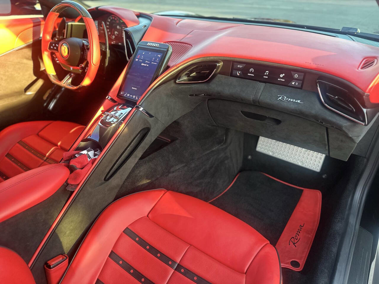 Used 2023 Ferrari Roma image 39