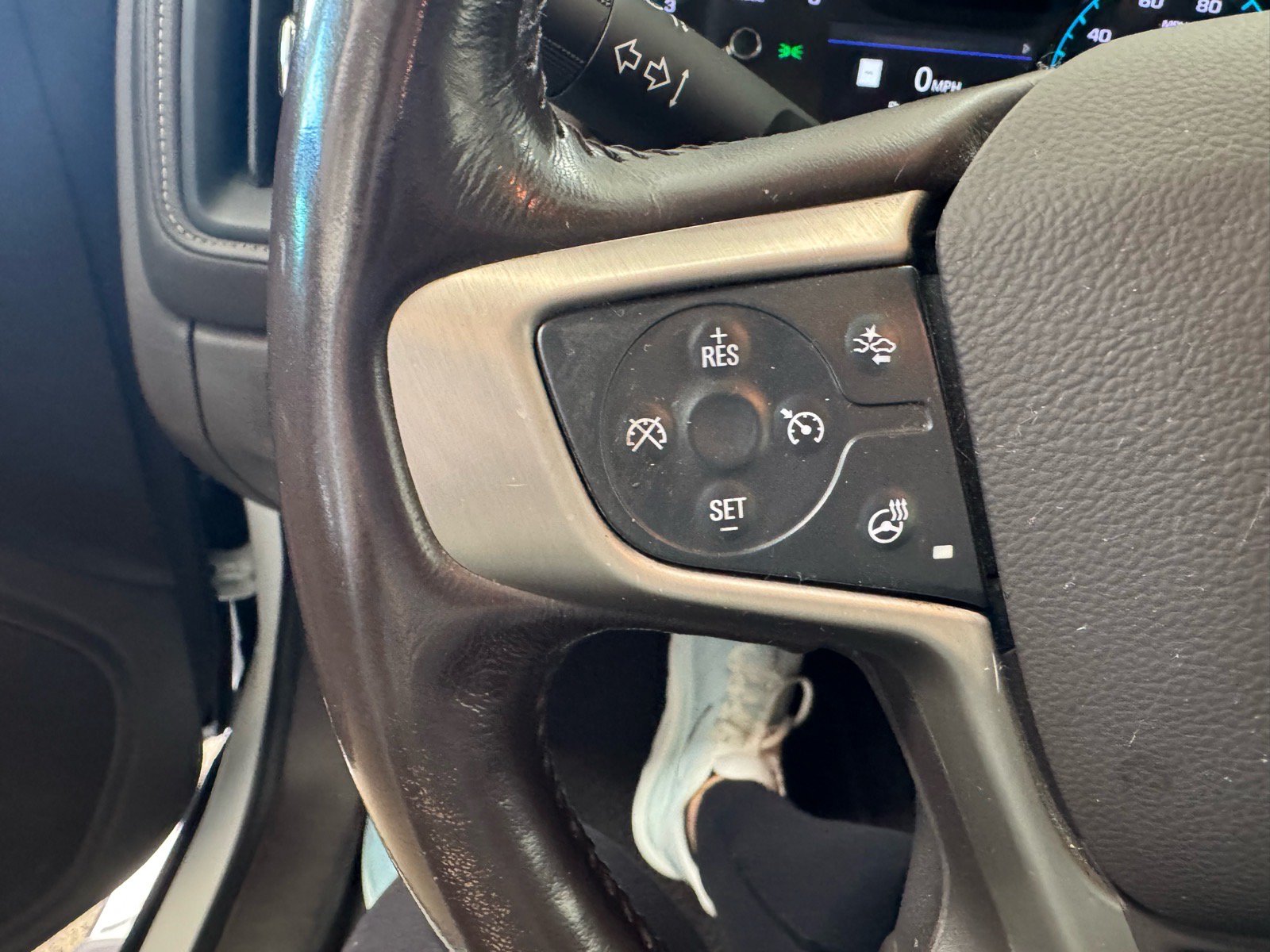 Used 2022 GMC Canyon Denali AWD/4WD image 32