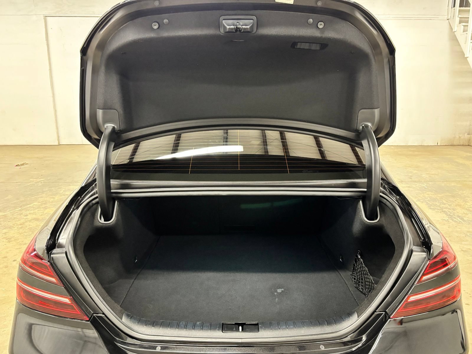 Used 2024 Genesis G70 2.5T RWD image 24