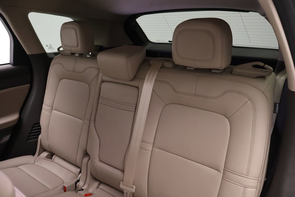 Used 2023 Lincoln Corsair FWD image 18