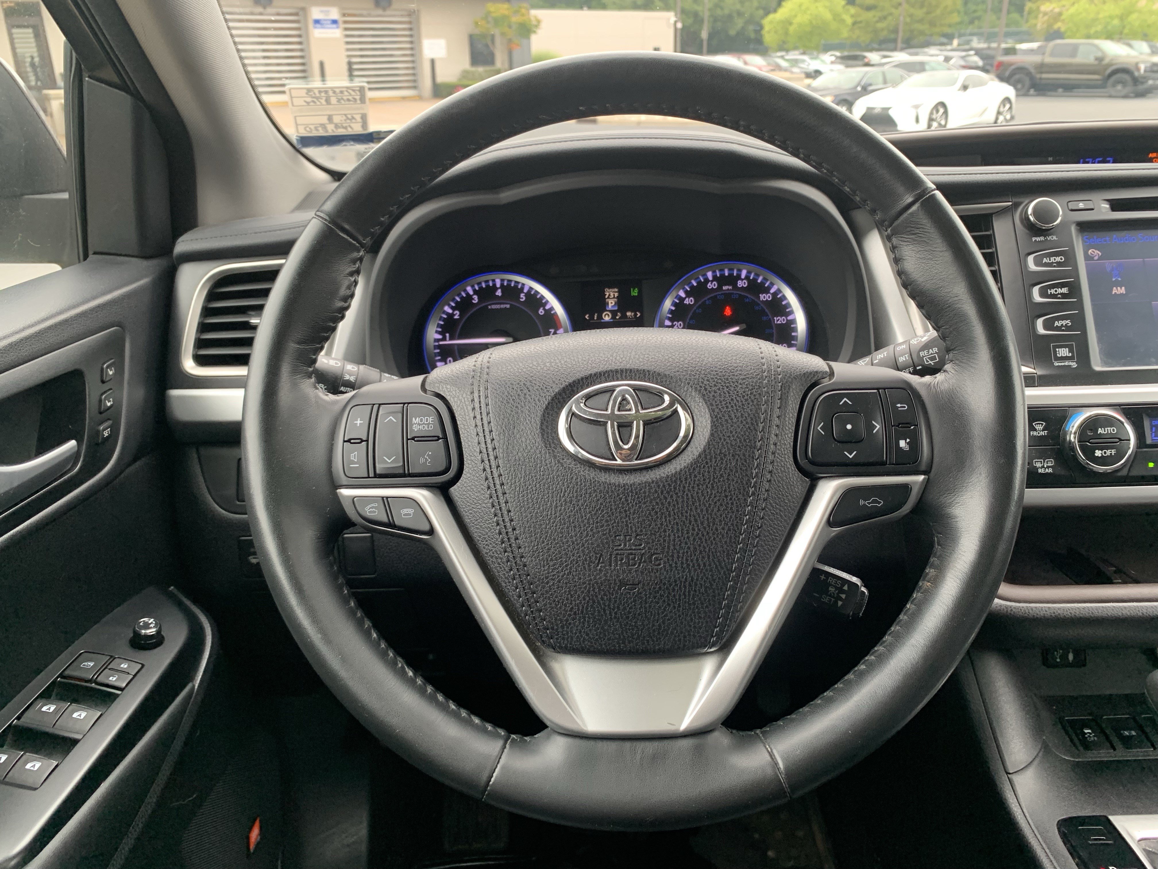 Used 2015 Toyota Highlander Limited Platinum AWD/4WD image 17